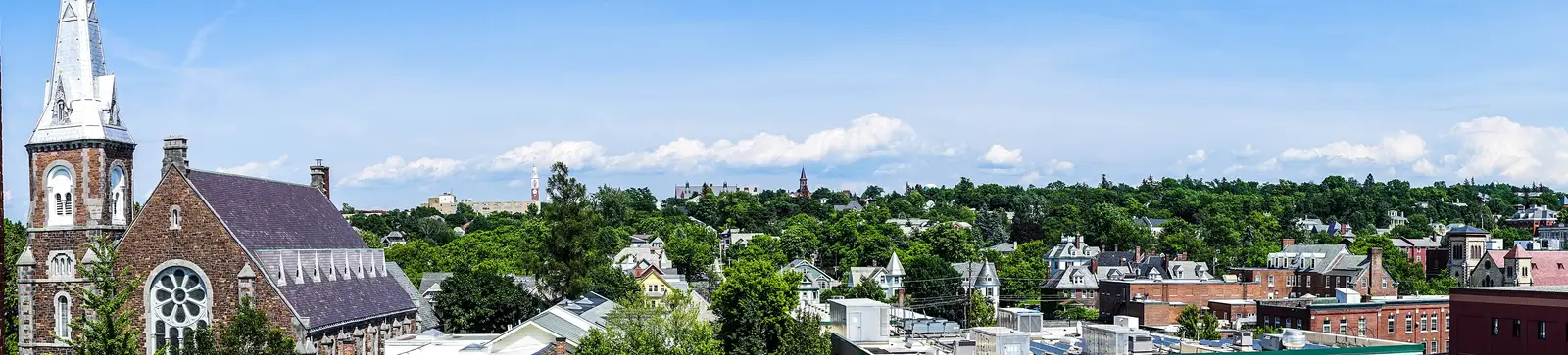 Panoramic view of the Burlington, Vermont skyline as seen from Lake Champlain
